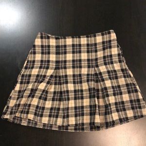 Brandy Melville plaid skirt